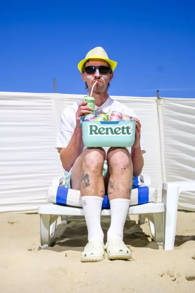 BEACH SHOOT RENETT